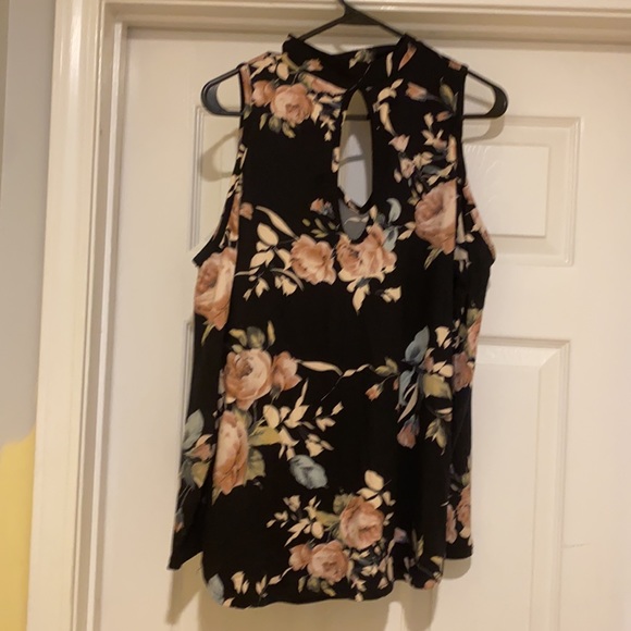 Lime n chill brand. Blouse. Size large. Multi colored - Picture 3 of 4